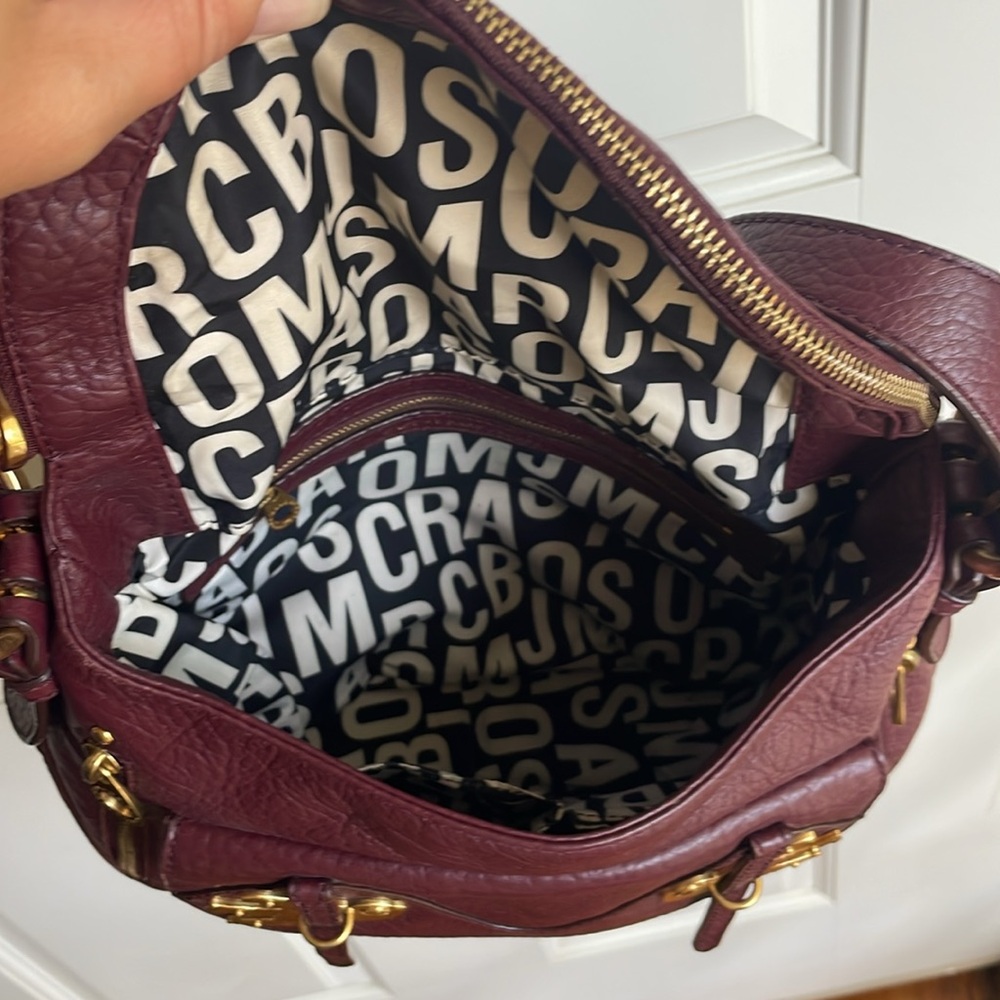 Marc Jacobs Burgundy Crossbody Bag with Gold Accents - Picture 4 of 4